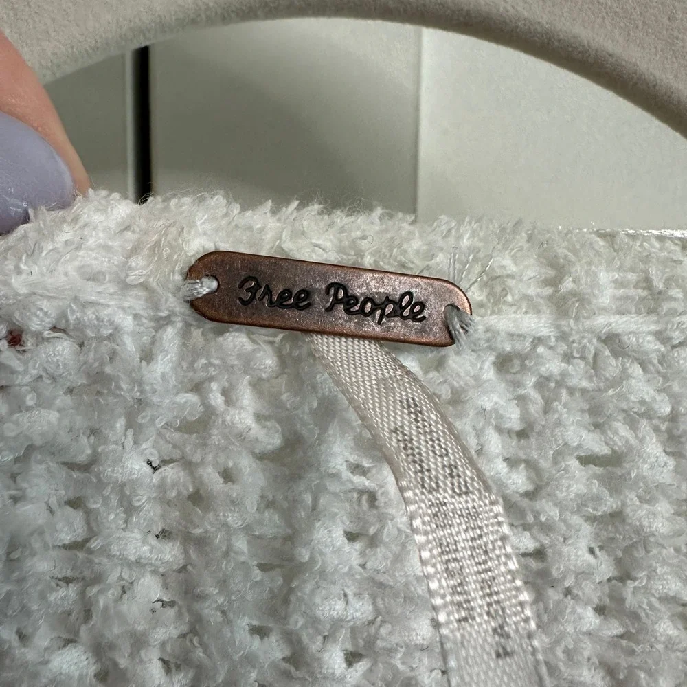 Free People Sweater Womens XS‎ White Twist Front Surplice V-Neck Textured Knit